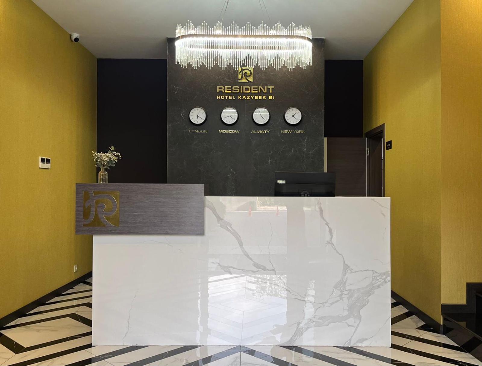 Resident Hotel Kazybek Bi Almatî Exterior foto